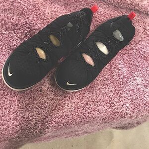 Nike LeBRon 18athletic shoes…size11.